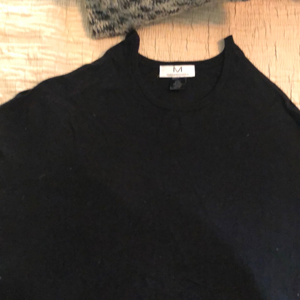 Sweater - Picture 2 of 4